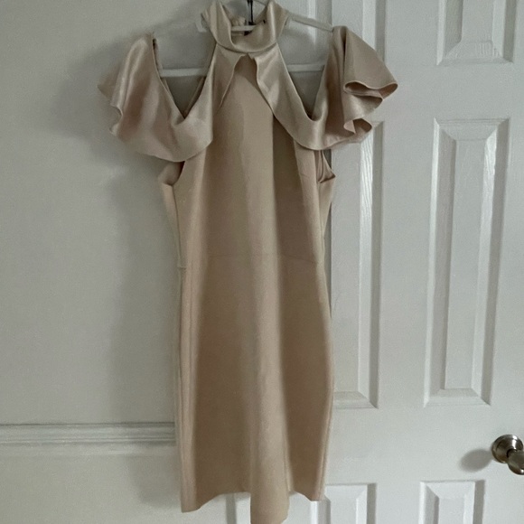 NWT Alice + Olivia Revolve Ebony Cold Shoulder Dress Cocktail Wedding Party - Picture 3 of 8